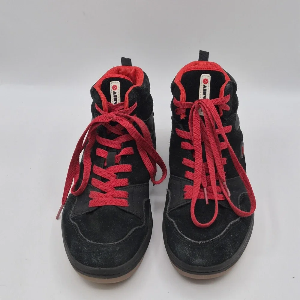 Airwalk Shoes Youth‎ Boys Size 5 Black Red Skate High Top Sneakers BBAK43GX002